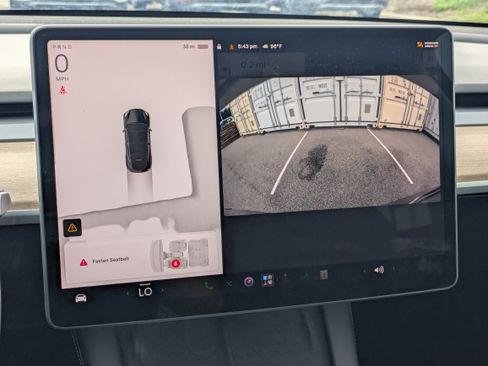Used 2022 Tesla Model Y Performance AWD/4WD image 30