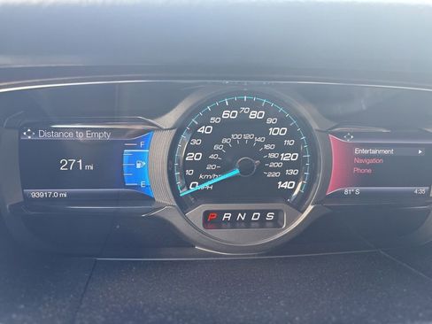 Used 2015 Ford Taurus Limited w/ Equipment Group 301A AWD/4WD image 8