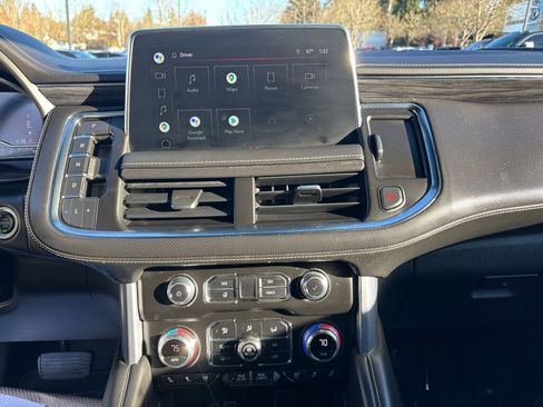 Certified 2022 GMC Yukon XL SLT w/ SLT Luxury Package image 18