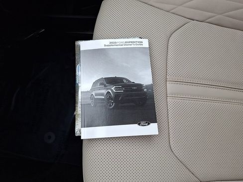 Certified 2023 Ford Expedition Max Platinum image 28