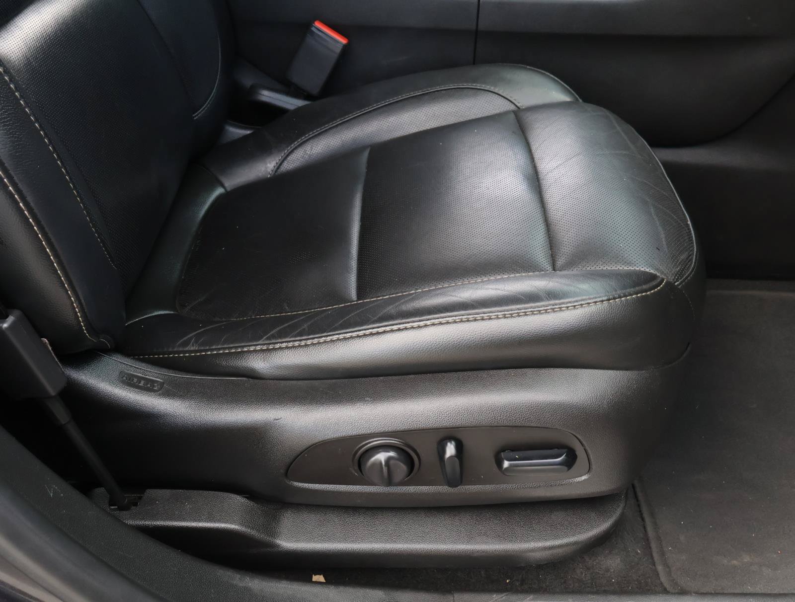 Used 2018 GMC Acadia SLT FWD image 19