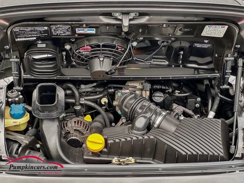 Used 2001 Porsche 911 Carrera image 39