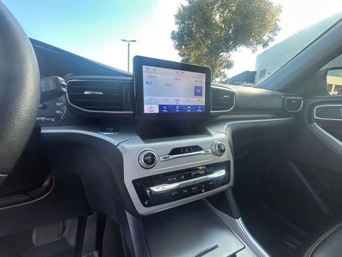 Certified 2022 Ford Explorer XLT w/ Equipment Group 202A image 13