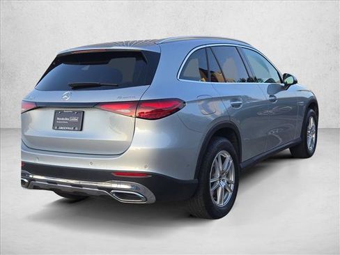 Used 2023 Mercedes-Benz GLC 300 4MATIC image 5