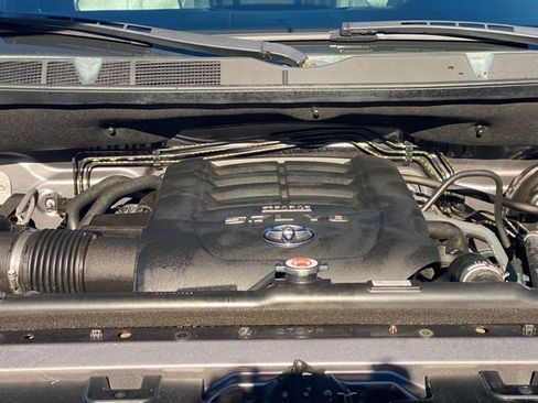 Used 2019 Toyota Tundra Limited image 11