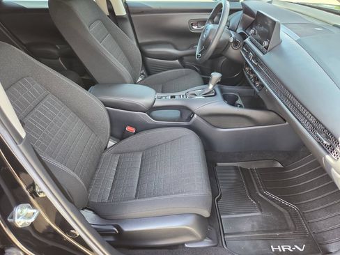Certified 2025 Honda HR-V LX image 13