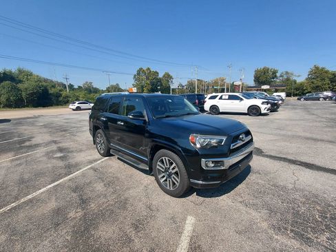 Used 2017 Toyota 4Runner Limited RWD image 7