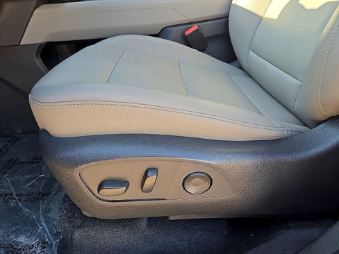 Used 2024 GMC Acadia Elevation w/ Luxury Package FWD image 27