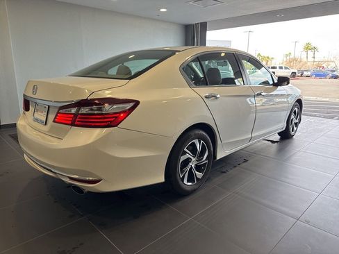 Used 2017 Honda Accord LX image 7