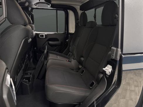 Used 2022 Jeep Gladiator Rubicon image 29