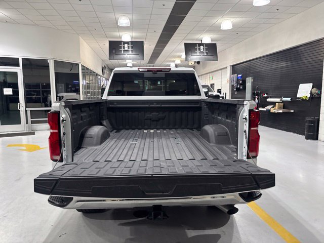 Used 2026 Chevrolet Silverado 2500 LTZ w/ LTZ Convenience Package AWD/4WD image 41