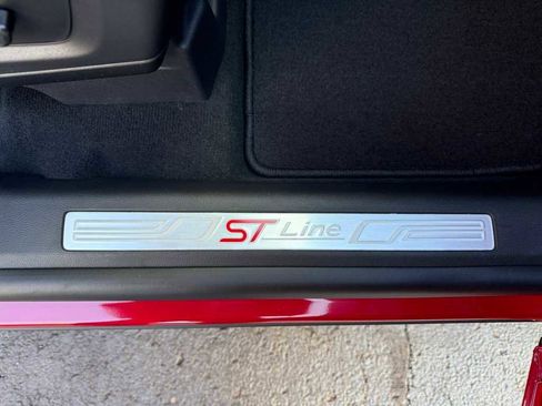 New 2026 Ford Explorer ST-Line w/ ST-Line Street Pack image 14