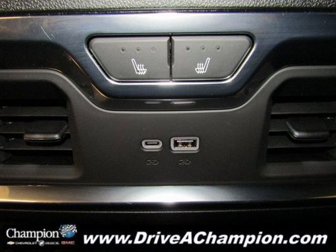 Certified 2025 Chevrolet Silverado 2500 High Country w/ High Country Premium Package image 35