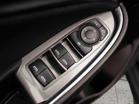 Used 2017 Chevrolet Malibu LT w/ Driver Confidence Package image 14