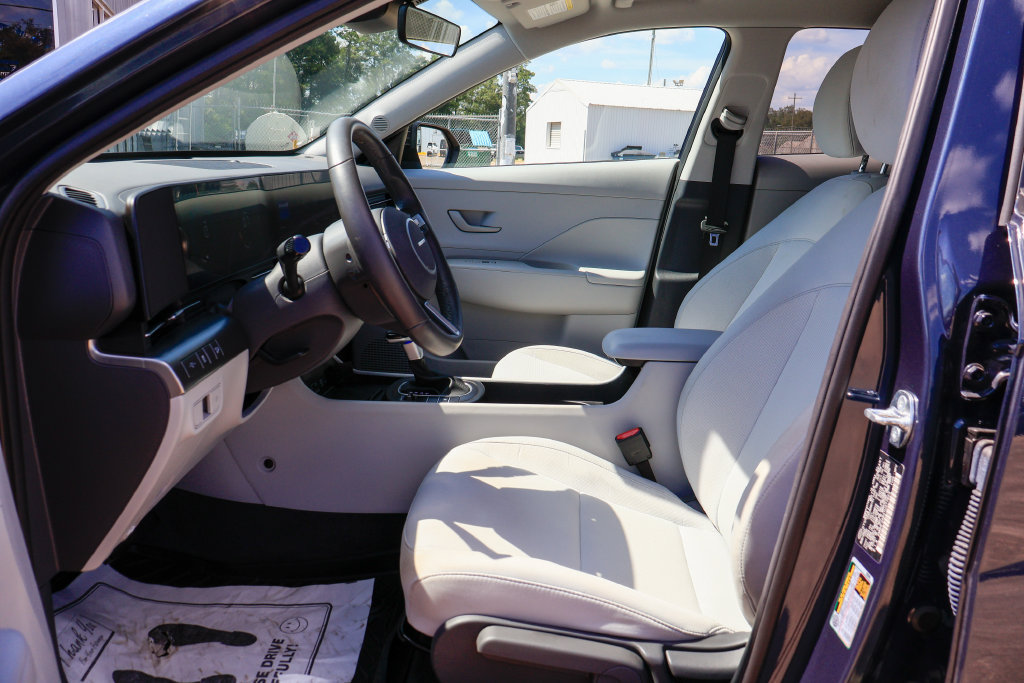 Certified 2026 Hyundai Kona SEL Sport FWD image 7