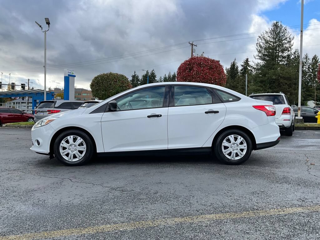 Used 2013 Ford Focus S FWD image 4