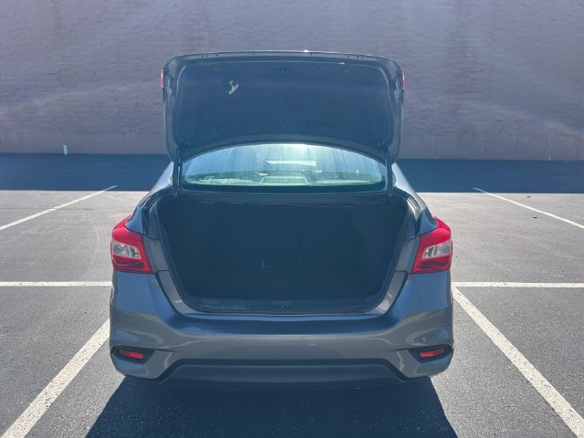 Used 2019 Nissan Sentra SV FWD image 5