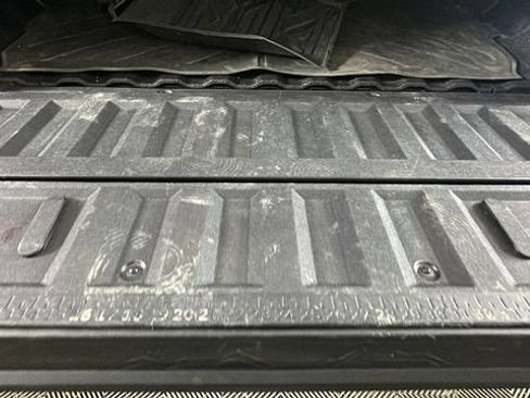 Used 2024 Chevrolet Colorado ZR2 w/ ZR2 Convenience Package III AWD/4WD image 27