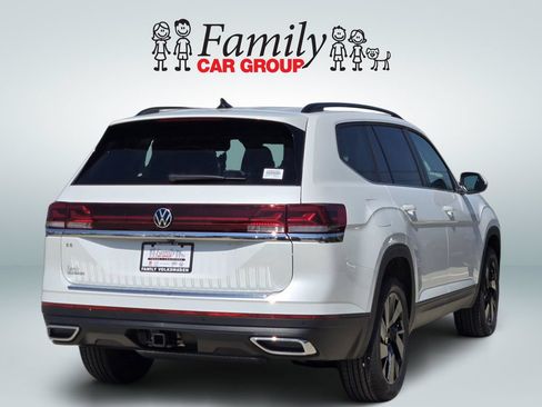 New 2026 Volkswagen Atlas SE FWD image 4