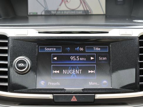Used 2015 Honda Accord EX-L image 23