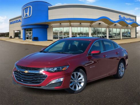 Used 2024 Chevrolet Malibu LT image 1