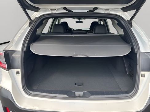 Used 2020 Subaru Outback Limited image 23