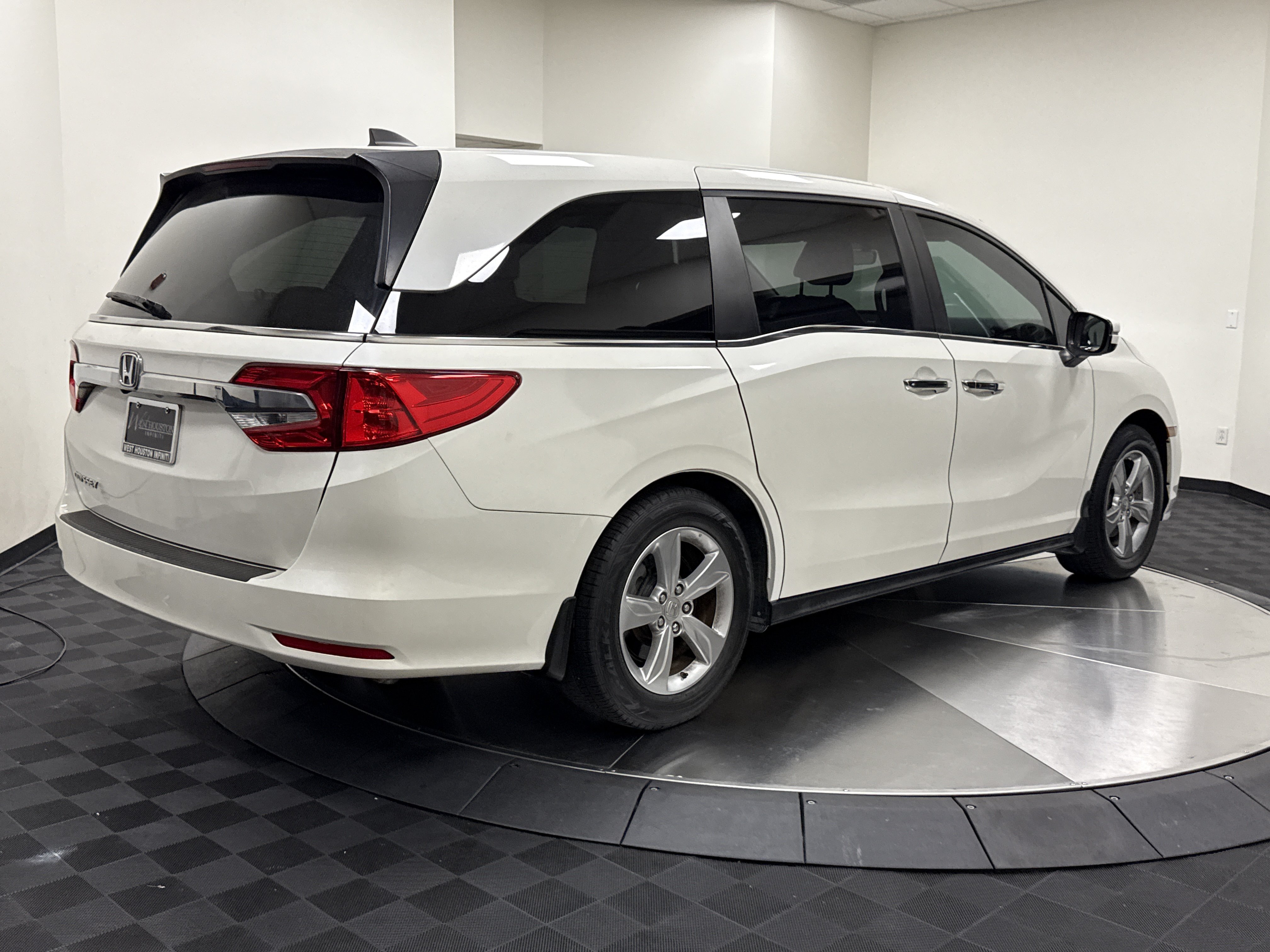 Used 2018 Honda Odyssey EX-L image 7