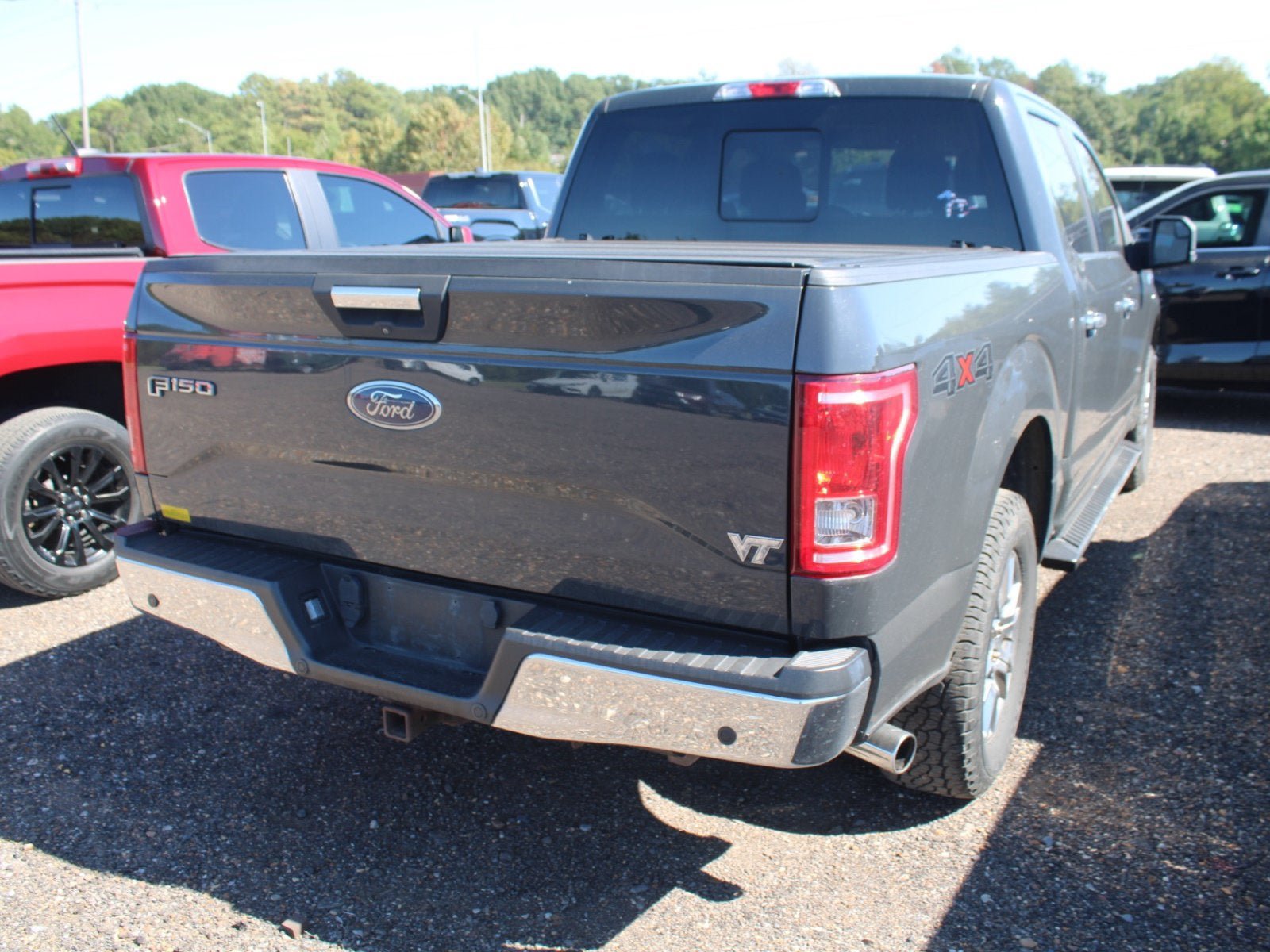 Used 2017 Ford F150 XLT w/ Equipment Group 302A Luxury AWD/4WD image 4