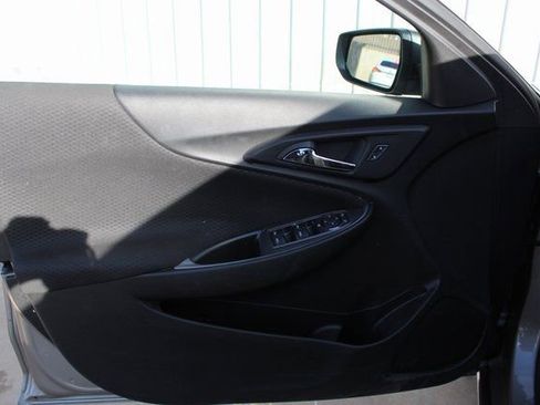 Used 2024 Chevrolet Malibu LS image 7