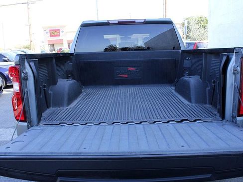 Used 2021 Chevrolet Silverado 1500 Custom image 9