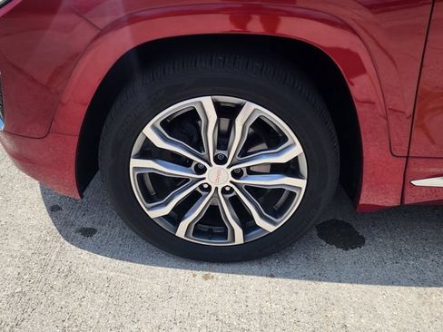 Used 2019 GMC Terrain Denali w/ Advanced Safety Package FWD image 9