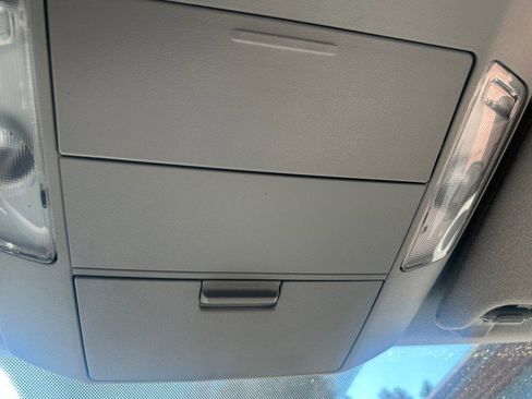 Used 2010 Toyota Tundra 4x4 Double Cab image 22