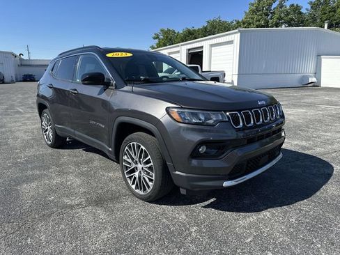 Used 2023 Jeep Compass Limited w/ Elite Group AWD/4WD image 11