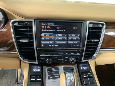 Used 2011 Porsche Panamera 4 AWD/4WD image 22