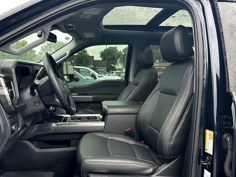 Used 2024 Ford F350 Lariat w/ Black Appearance Package AWD/4WD image 6