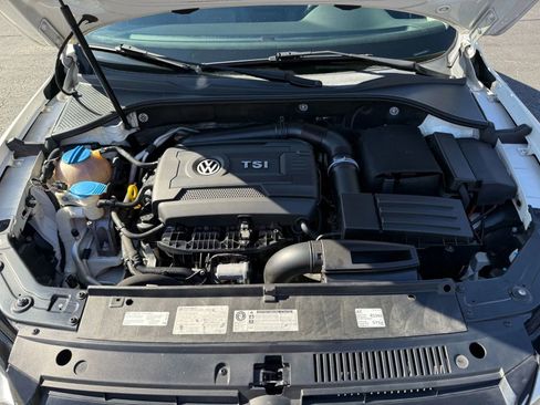 Used 2014 Volkswagen Passat 1.8T Wolfsburg Edition image 18