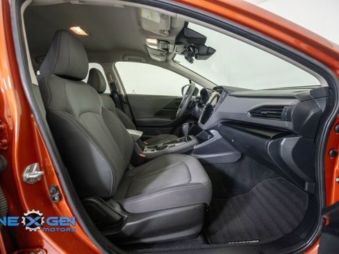 Used 2024 Subaru Crosstrek 2.0i Premium AWD/4WD image 36