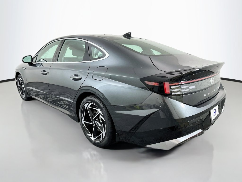 Certified 2026 Hyundai Sonata SEL FWD image 7