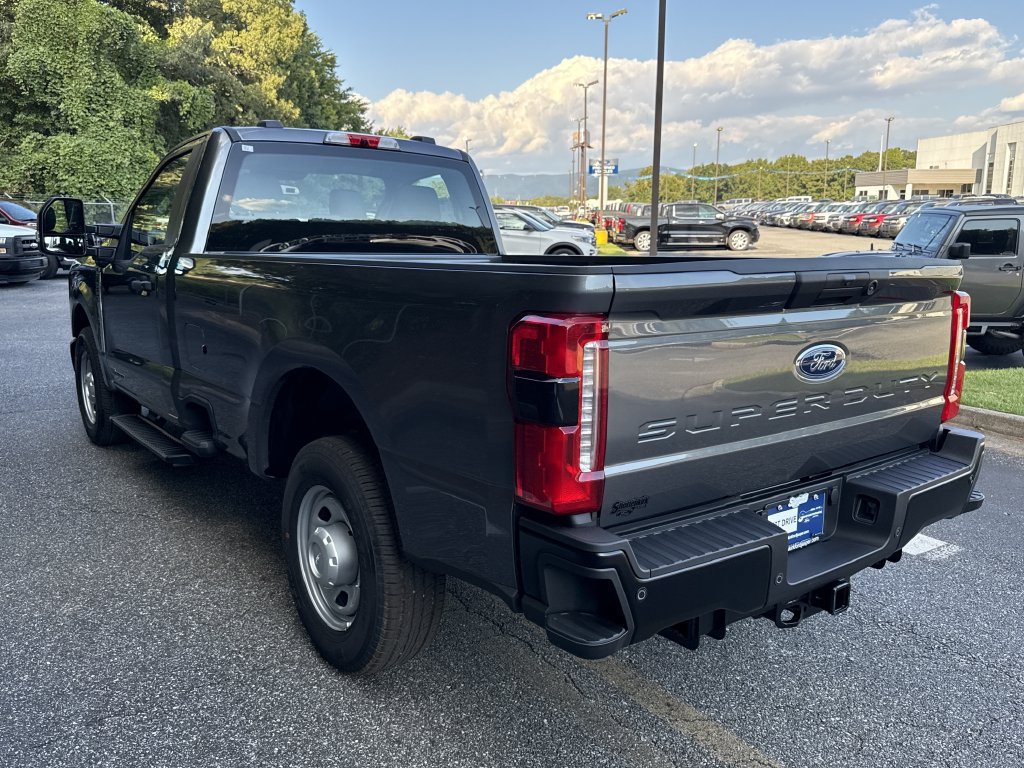 New 2026 Ford F350 XL w/ 360-Degree Camera Package RWD image 5