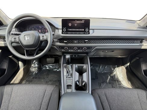 Used 2025 Honda Accord SE image 5