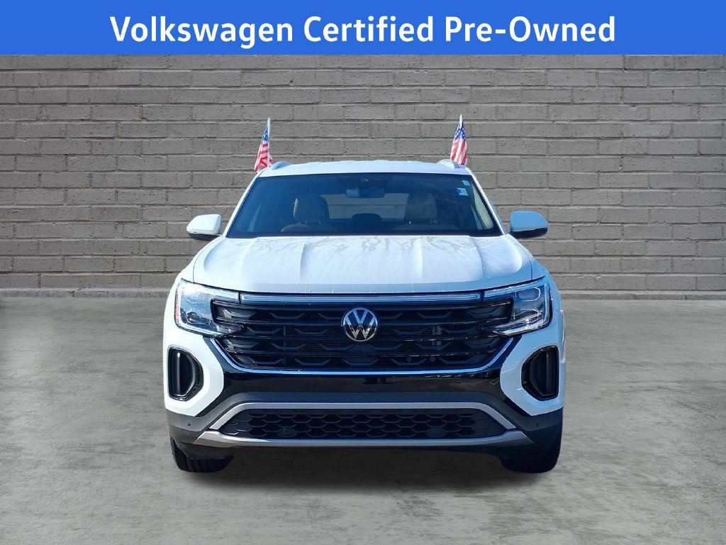 Certified 2024 Volkswagen Atlas Cross Sport SE FWD image 2