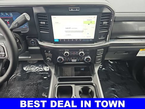 New 2026 Ford F250 Lariat w/ Black Appearance Package AWD/4WD image 19