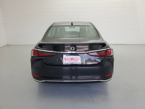 Used 2022 Lexus ES 250 w/ Premium Package image 6