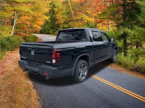 Used 2023 Honda Ridgeline RTL-E image 3