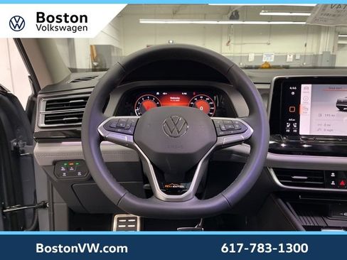 New 2026 Volkswagen Atlas Peak Edition image 17