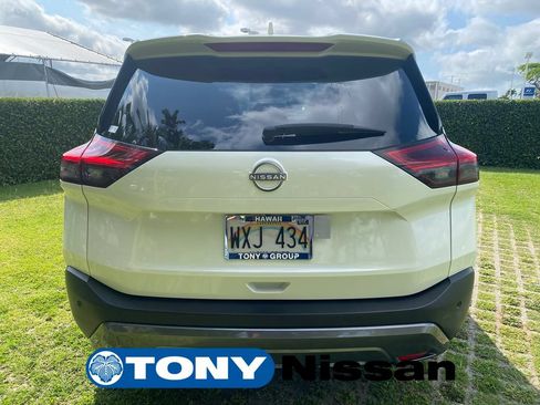 Used 2023 Nissan Rogue SL w/ SL Premium Package FWD image 24