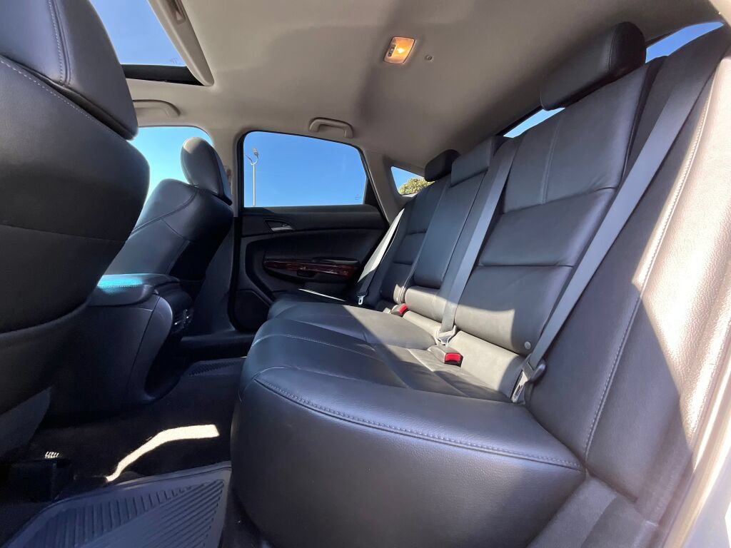 Used 2011 Honda Crosstour EX-L image 11
