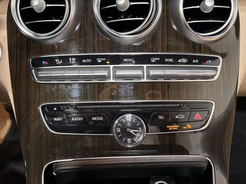 Used 2017 Mercedes-Benz C 300 4MATIC Cabriolet image 34