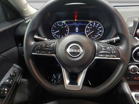 Used 2024 Nissan Sentra SV FWD image 13