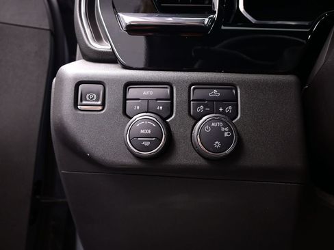 Used 2024 Chevrolet Silverado 1500 LT AWD/4WD image 20